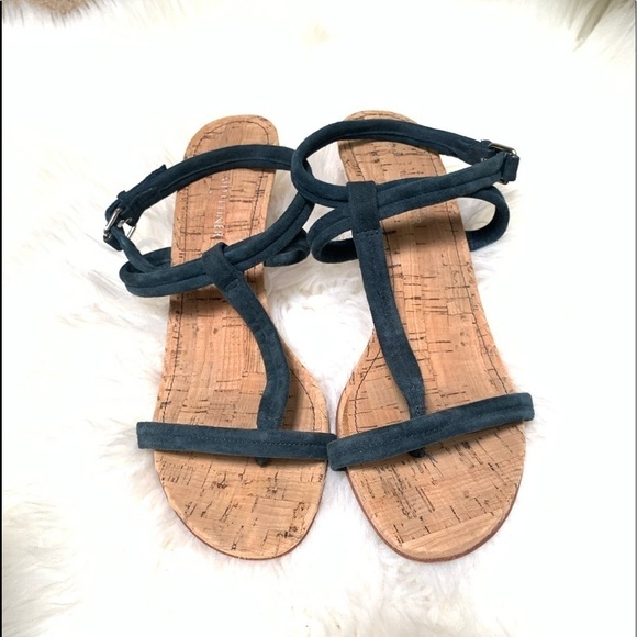 Donald J Pliner Vista Open Toe Suede Thong Sandal - Picture 4 of 6